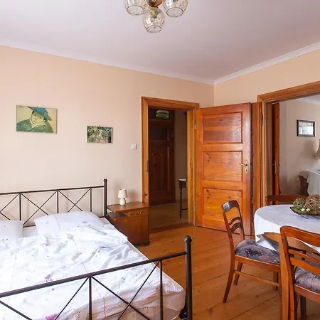 Dom Pod Rybia Skala * 옐레니아구라