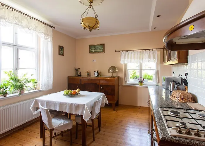 Dom Pod Rybia Skala Апартаменты Еленя-Гура