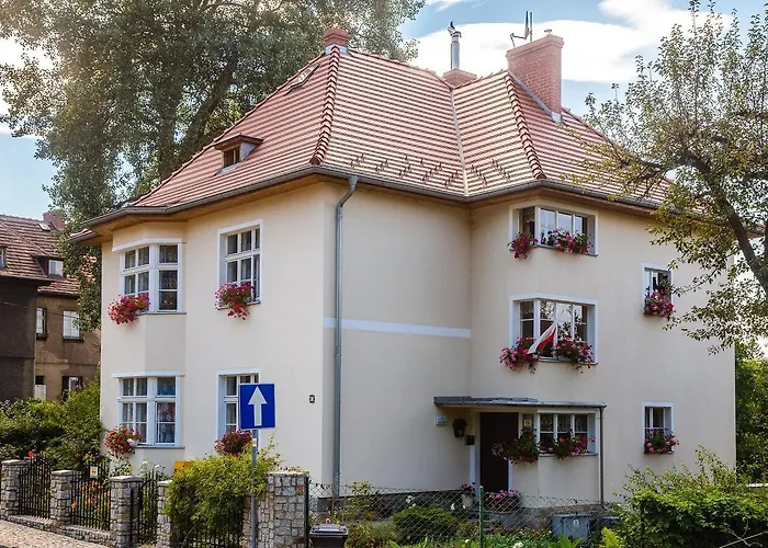 Dom Pod Rybia Skala Апартаменты Еленя-Гура